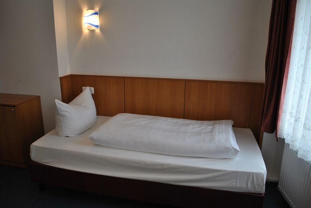 Altan Hotel Hambourg Extérieur photo