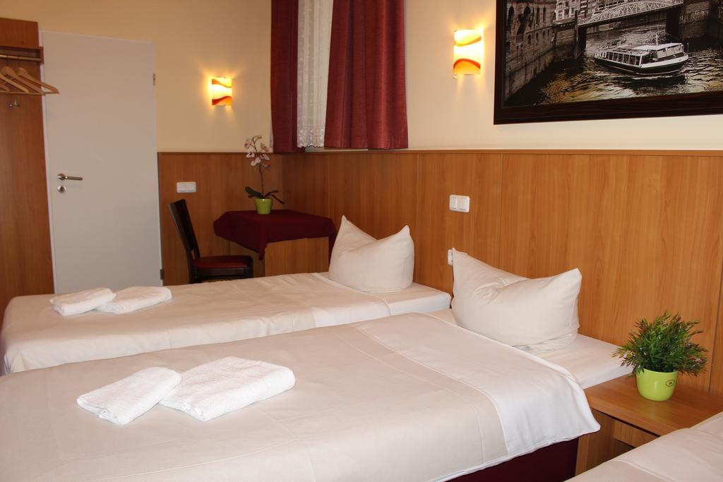 Altan Hotel Hambourg Extérieur photo