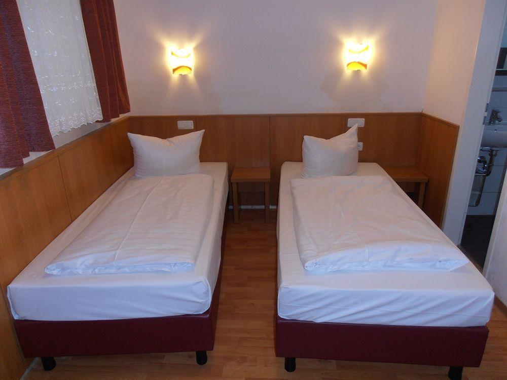 Altan Hotel Hambourg Extérieur photo