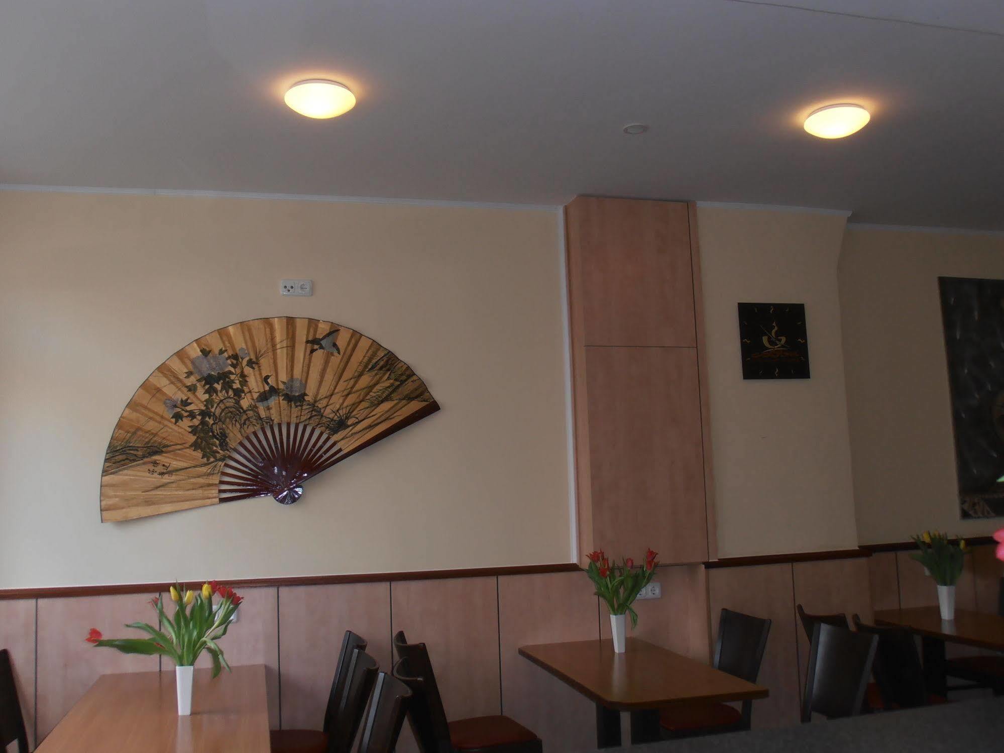 Altan Hotel Hambourg Extérieur photo